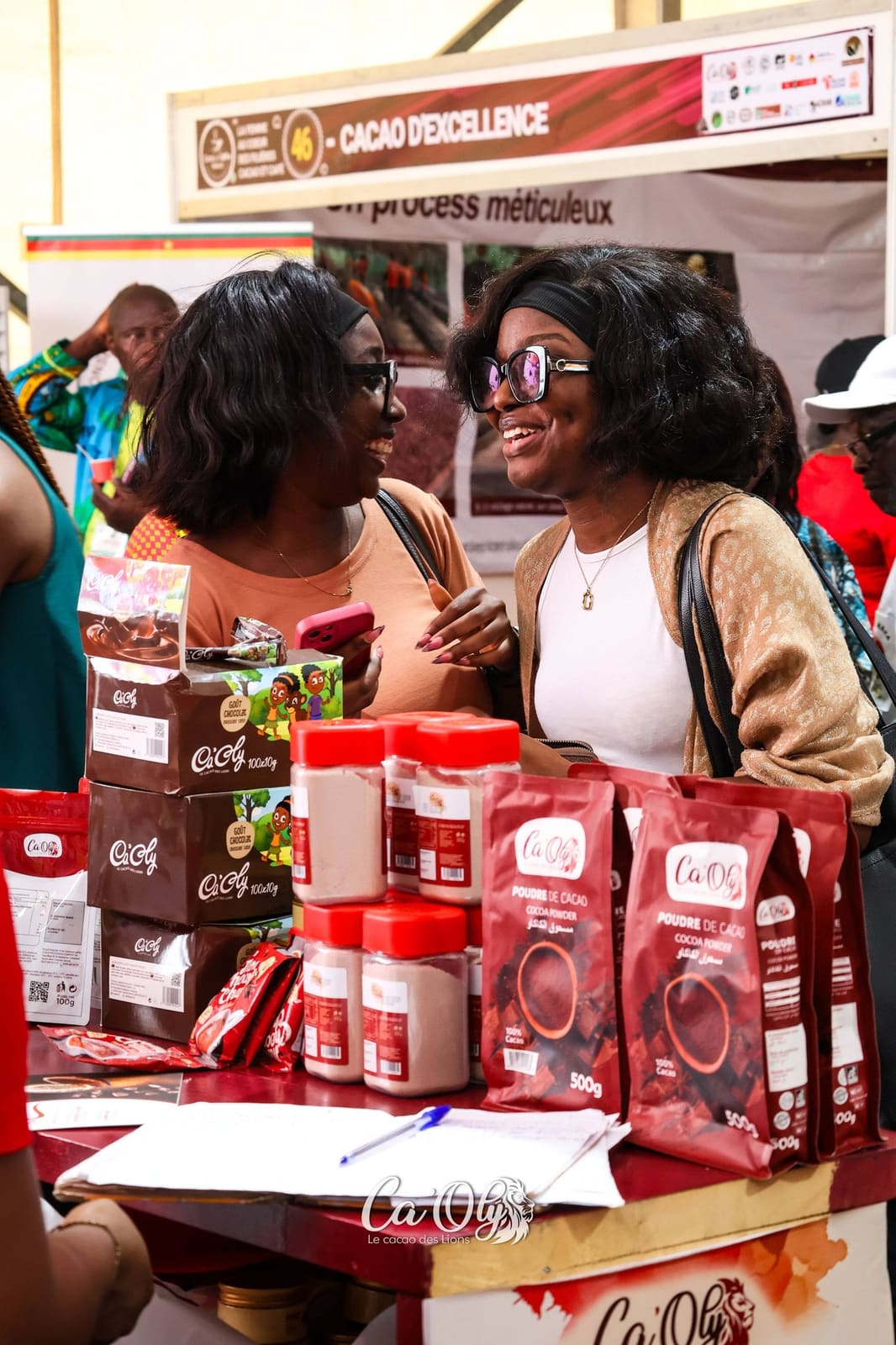 Gamme de produits gourmets Ca'oly au cacao du Cameroun